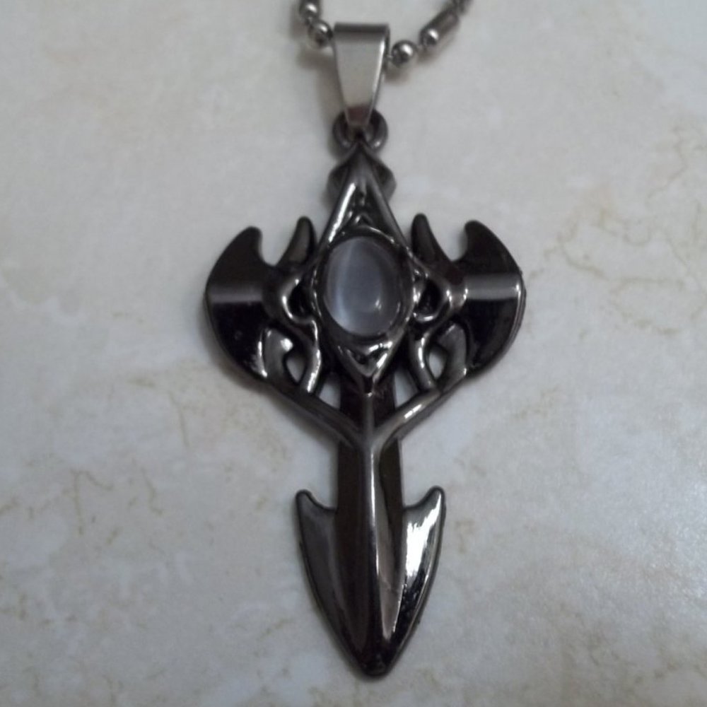 *5/35*  New Black Stainless Steel Cats Eye Necklace